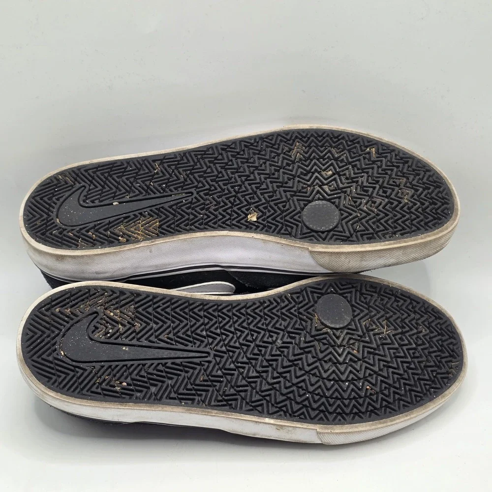 Nike‎ SB Chron 2 Mens Black White Suede Skate Shoes Low Top Sneakers